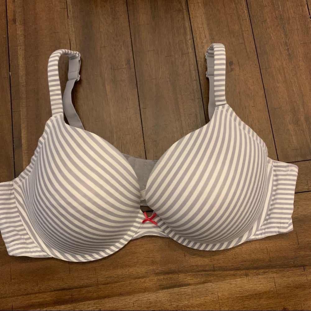 Cacique 44D Lane Bryant cotton plunge bra